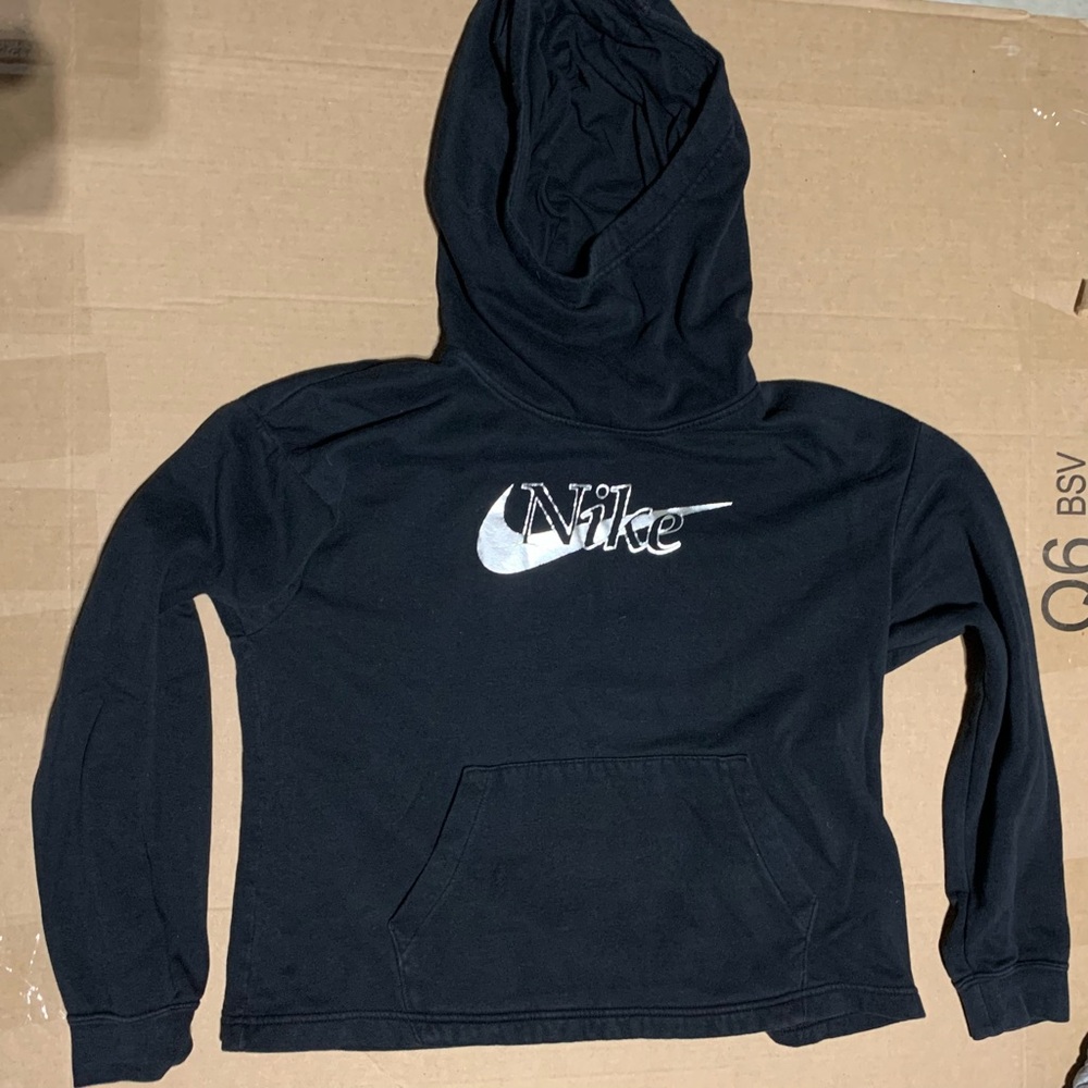 Nike sweatshirt